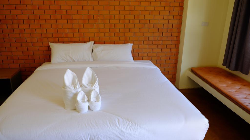 Wangpla Villa Resort Nakhon Sawan Ruang foto