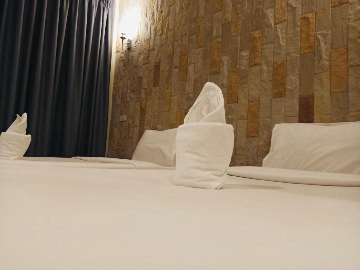 Wangpla Villa Resort Nakhon Sawan Bagian luar foto