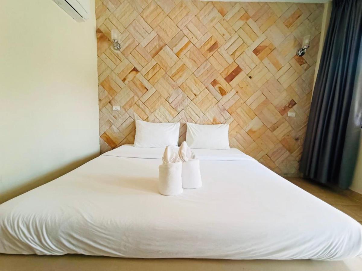 Wangpla Villa Resort Nakhon Sawan Bagian luar foto